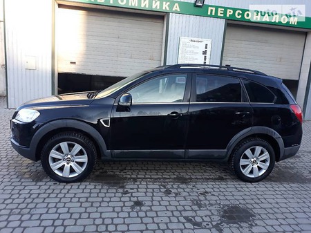 Chevrolet Captiva 2007  випуску Тернопіль з двигуном 0 л дизель позашляховик автомат за 10500 долл. 