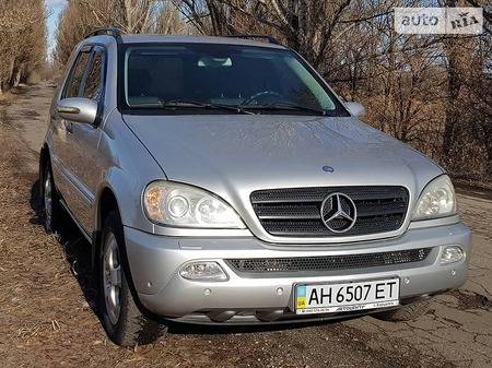 Mercedes-Benz ML 350 2005  випуску Донецьк з двигуном 0 л газ позашляховик автомат за 10000 долл. 
