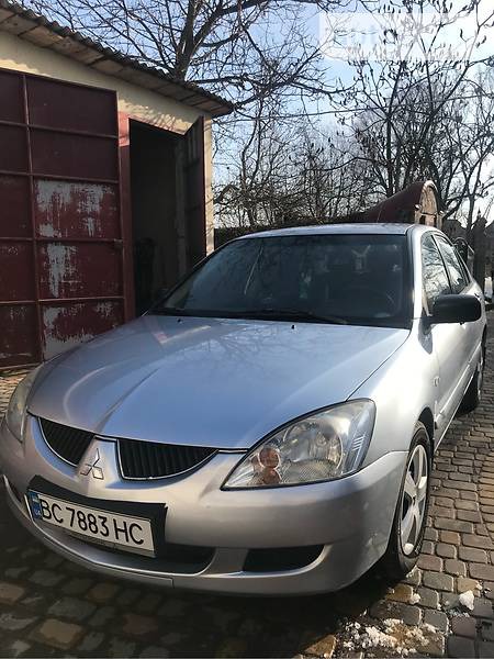 Mitsubishi Lancer 2005  випуску Львів з двигуном 1.6 л бензин седан механіка за 5400 долл. 