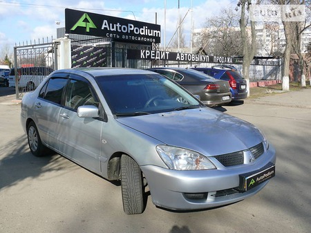 Mitsubishi Lancer 2006  випуску Миколаїв з двигуном 1.6 л бензин седан механіка за 5350 долл. 