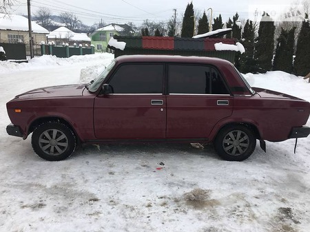 Lada 2107 2003  випуску Ужгород з двигуном 0 л газ седан механіка за 2300 долл. 