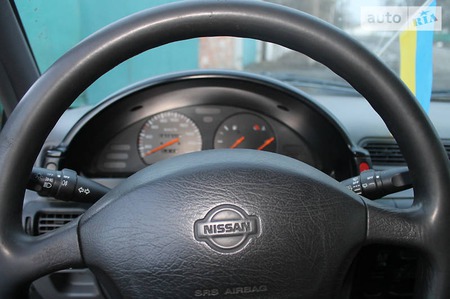 Nissan Serena 1998  випуску Хмельницький з двигуном 1.6 л газ мінівен механіка за 4000 долл. 