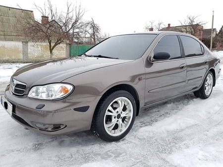 Nissan Maxima 2001  випуску Донецьк з двигуном 0 л бензин седан механіка за 5500 долл. 