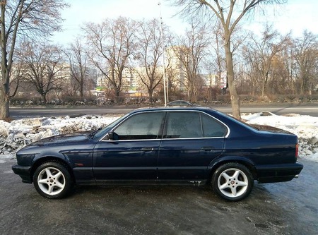 BMW 518 1994  випуску Львів з двигуном 1.8 л бензин седан механіка за 3600 долл. 