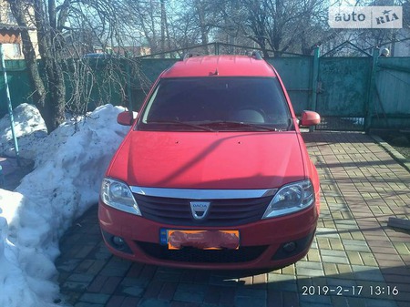 Dacia Logan MCV 2010  випуску Кропивницький з двигуном 1.6 л бензин універсал механіка за 7200 долл. 
