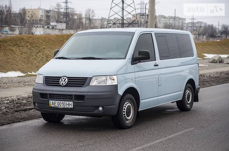 Volkswagen Caravelle 2008  випуску Дніпро з двигуном 0 л дизель мінівен механіка за 13900 долл. 