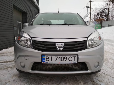 Dacia Sandero 2009  випуску Полтава з двигуном 0 л дизель хэтчбек механіка за 5799 долл. 