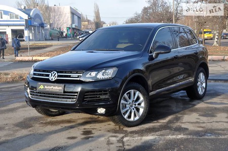 Volkswagen Touareg 2011  випуску Миколаїв з двигуном 3 л гібрид позашляховик автомат за 30000 долл. 