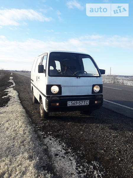 Suzuki Carry 1985  випуску Івано-Франківськ з двигуном 0 л бензин мінівен механіка за 2000 долл. 