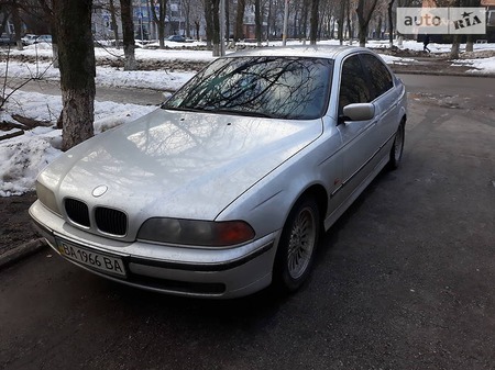 BMW 520 2000  випуску Кропивницький з двигуном 0 л газ седан механіка за 7000 долл. 