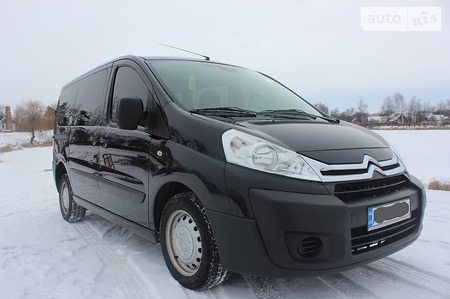 Citroen Jumpy 2014  випуску Житомир з двигуном 2 л дизель мінівен механіка за 12300 долл. 