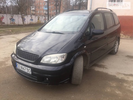 Opel Zafira Tourer 2004  випуску Чернівці з двигуном 2.2 л газ мінівен механіка за 6400 долл. 