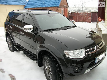 Mitsubishi Pajero Sport 2013  випуску Донецьк з двигуном 2.5 л дизель позашляховик автомат за 22000 долл. 