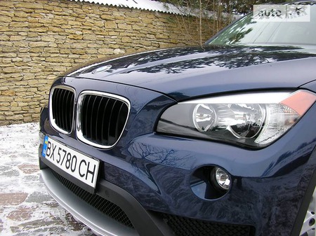 BMW X1 2015  випуску Рівне з двигуном 2.8 л бензин позашляховик автомат за 18500 долл. 