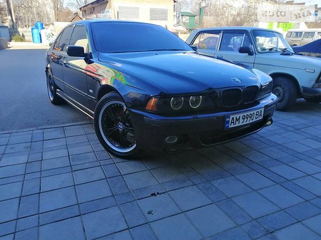 BMW 525 2001  випуску Житомир з двигуном 0 л газ седан автомат за 7300 долл. 