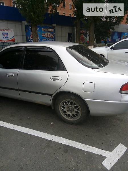 Mazda 626 1992  випуску Полтава з двигуном 2 л газ седан механіка за 2300 долл. 