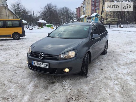 Volkswagen Golf 2013  випуску Івано-Франківськ з двигуном 1.6 л дизель універсал автомат за 10900 долл. 