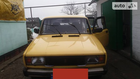 Lada 2105 1983  випуску Дніпро з двигуном 1.1 л газ седан механіка за 36000 грн. 