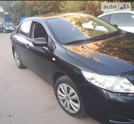 Toyota Corolla 2008  випуску Харків з двигуном 0 л газ седан автомат за 6800 долл. 