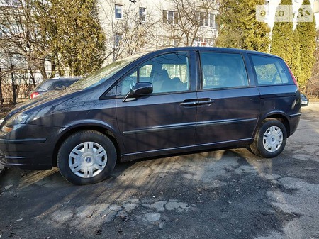 Fiat Ulysse 2006  випуску Луцьк з двигуном 2 л дизель мінівен автомат за 6300 долл. 