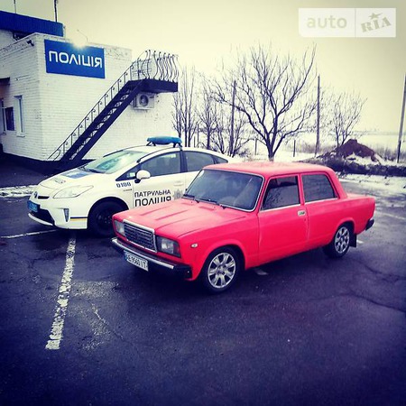 Lada 2107 1990  випуску Запоріжжя з двигуном 0 л газ седан механіка за 2500 долл. 