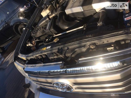 Toyota Land Cruiser 2006  випуску Київ з двигуном 4.7 л газ позашляховик автомат за 20300 долл. 