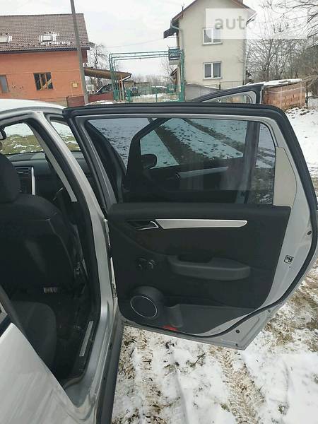 Mercedes-Benz B 180 2008  випуску Львів з двигуном 2 л дизель хэтчбек механіка за 8500 долл. 