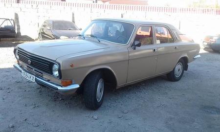 ГАЗ 2410 1988  випуску Кропивницький з двигуном 2.4 л  седан механіка за 2150 долл. 