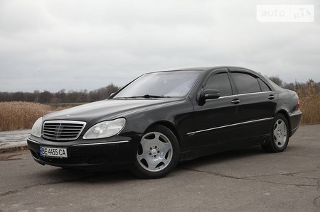 Mercedes-Benz S 600 2000  випуску Миколаїв з двигуном 6 л бензин седан автомат за 7977 долл. 