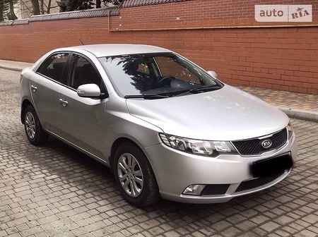 KIA Cerato 2010  випуску Одеса з двигуном 2 л газ седан автомат за 9300 долл. 