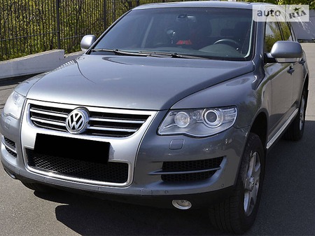 Volkswagen Touareg 2007  випуску Київ з двигуном 3.6 л бензин позашляховик автомат за 11990 долл. 