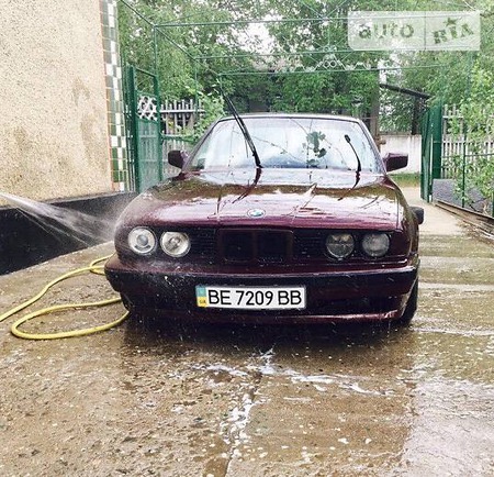 BMW 525 1991  випуску Миколаїв з двигуном 2.5 л бензин седан автомат за 3000 долл. 