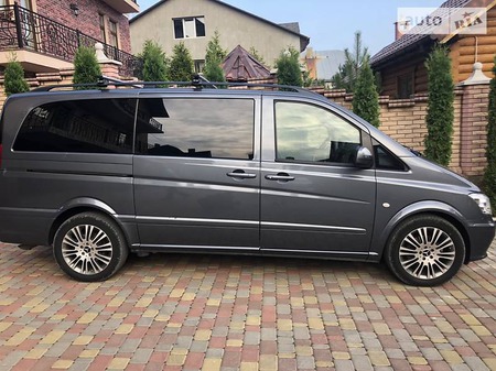 Mercedes-Benz Vito 2013  випуску Чернівці з двигуном 3 л дизель мінівен автомат за 24500 долл. 