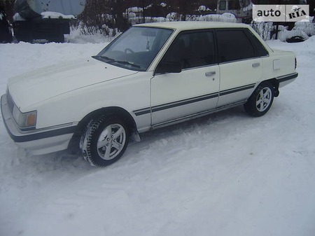 Toyota Vista 1985  випуску Чернігів з двигуном 0 л газ седан механіка за 780 долл. 