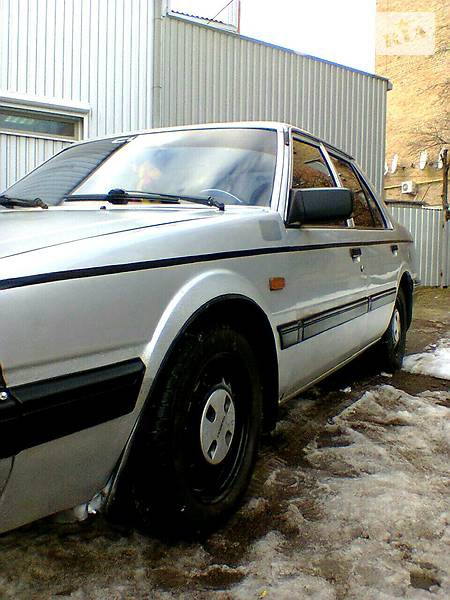Mazda 626 1987  випуску Кропивницький з двигуном 2 л дизель седан механіка за 1600 долл. 