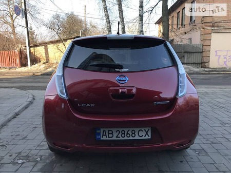 Nissan Leaf 2013  випуску Тернопіль з двигуном 0 л електро хэтчбек автомат за 11199 долл. 