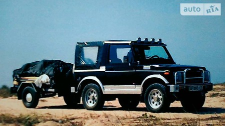Suzuki Samurai 1987  випуску Дніпро з двигуном 1 л бензин позашляховик механіка за 4200 долл. 