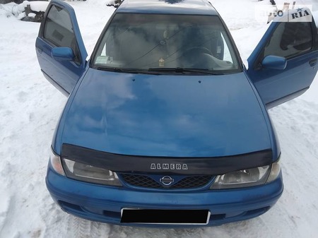 Nissan Almera 2000  випуску Івано-Франківськ з двигуном 0 л бензин хэтчбек механіка за 3900 долл. 