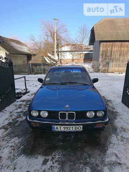 BMW 318 1988  випуску Івано-Франківськ з двигуном 1.8 л газ седан механіка за 2600 долл. 