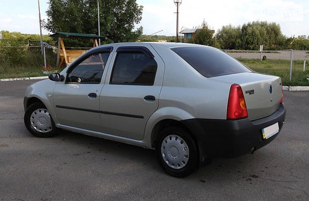 Dacia Logan 2006  випуску Черкаси з двигуном 1.4 л бензин седан механіка за 3800 долл. 