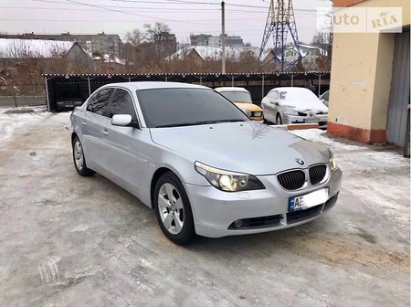 BMW 525 2005  випуску Дніпро з двигуном 2.5 л газ седан автомат за 11700 долл. 