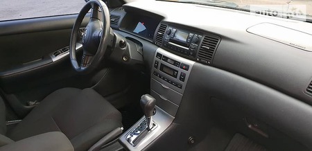 Toyota Corolla 2005  випуску Харків з двигуном 1.6 л бензин хэтчбек автомат за 6950 долл. 