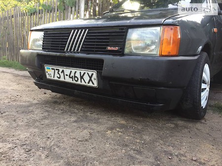 Fiat Uno 1987  випуску Київ з двигуном 0 л дизель хэтчбек механіка за 2000 долл. 