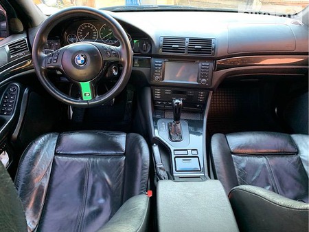 BMW 530 2002  випуску Рівне з двигуном 3 л дизель седан автомат за 8500 долл. 