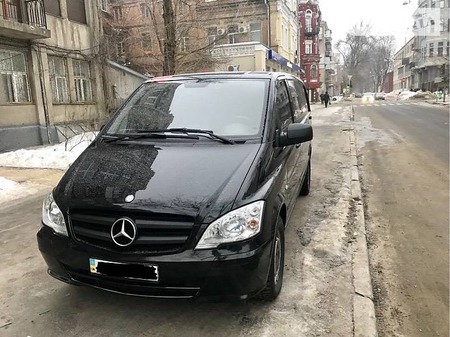 Mercedes-Benz Vito 2013  випуску Харків з двигуном 2.2 л дизель мінівен механіка за 13000 долл. 