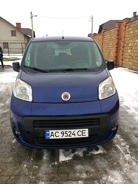 Fiat Doblo 2009  випуску Луцьк з двигуном 0 л дизель мінівен автомат за 6399 долл. 