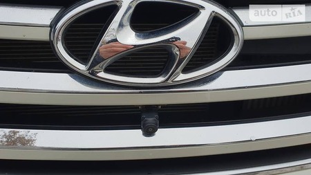 Hyundai Santa Fe 2015  выпуска Днепропетровск с двигателем 0 л дизель внедорожник автомат за 29800 долл. 