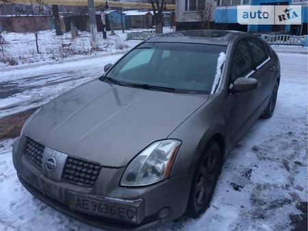 Nissan Maxima 2004  випуску Дніпро з двигуном 3.5 л газ седан автомат за 7000 долл. 