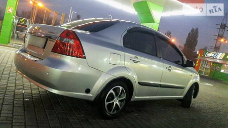 Chevrolet Aveo 2008  випуску Дніпро з двигуном 1.6 л газ седан автомат за 6100 долл. 