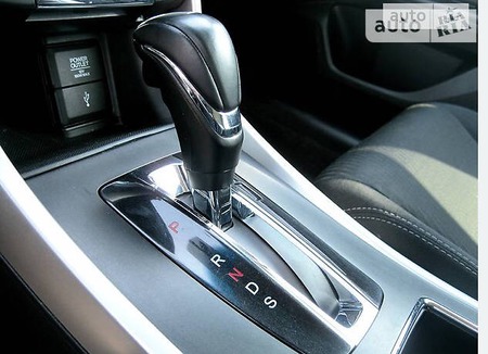 Honda Accord 2015  випуску Одеса з двигуном 2.4 л бензин седан автомат за 16800 долл. 